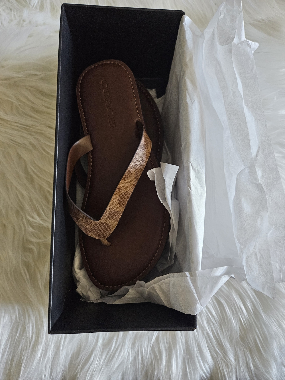 Coach Brown Leather Thong Sandals Size 8 NWT - Picture 3 of 7